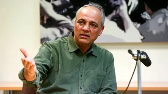 مازاد سرمایه کشورهای عربی در برابر بحران سرمایه‌گذاری ایران از نگاه زیدآبادی