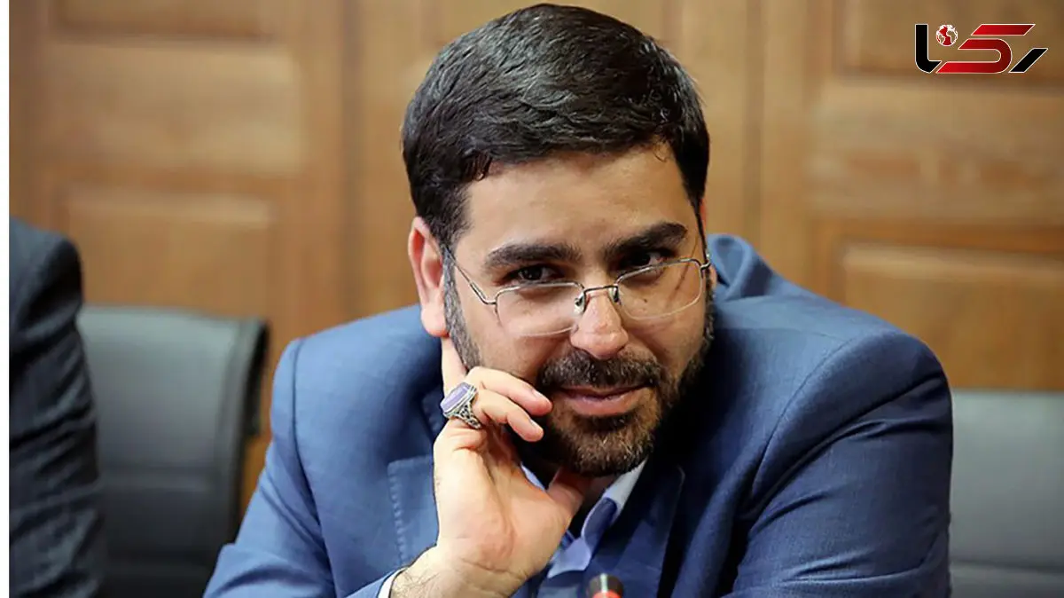 کروبی دستش را روی گلوی من گذاشت و حرف های نامربوط زد !