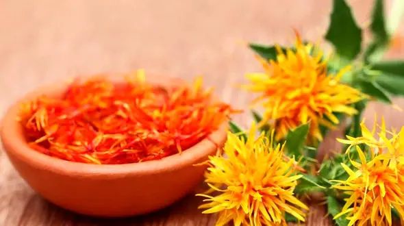 فواید گیاه گلرنگ برای کودکان