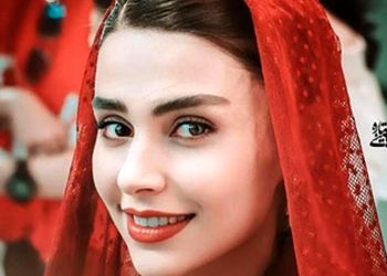 دلبری جذاب لاله مرزبان با این عکس جدید /چهره بدون هیچ میکاپ و ساده جذابیتش را دوبرابر کرده !