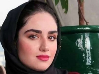 چهره ها در زمان/ عکس های خاص و جدید هانیه غلامی در پشت بام خانه شان / تهران زیر پای بازیگر زن جوان