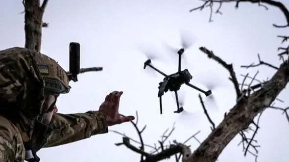 شجاعت سرباز ایرانی در جدال با پهپاد اسرائیلی در تبریز از زبان مادرش ! / فقط 20 سال داشت