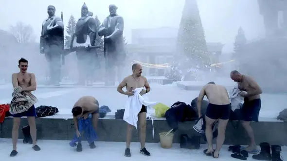 تمرین در یخ تیم ورزشی روسیه + عکس