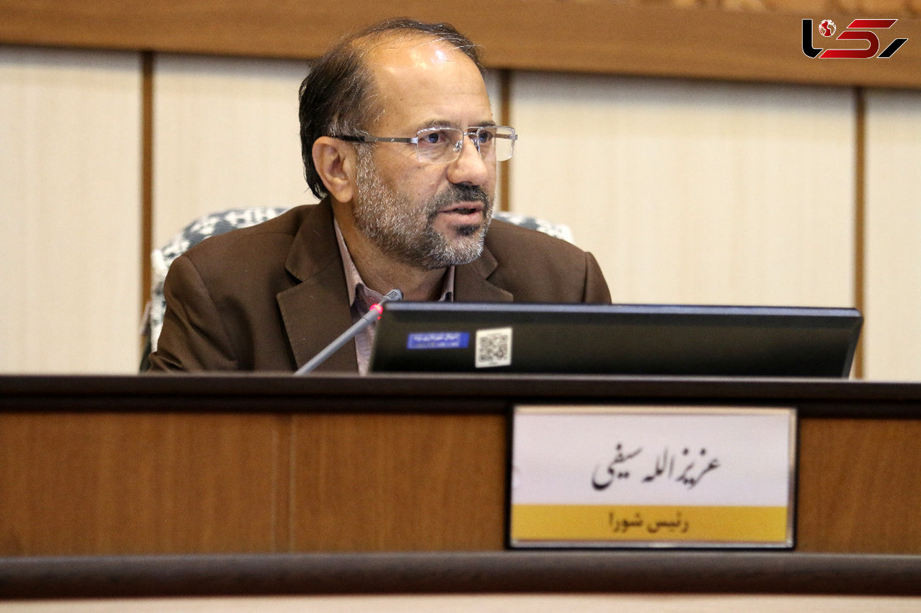 رئیس شورای شهر بر ضرورت تلاش کمیسیون ماده 100 برای رضایت شهروندان یزدی تاکید کرد