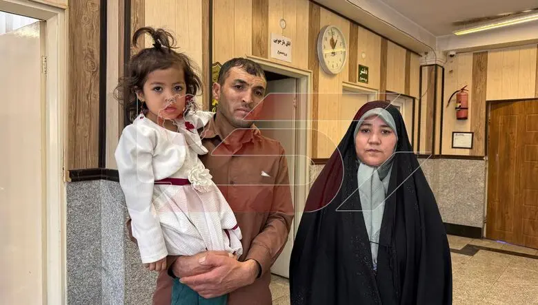فیلم گفتگو  / این زن با ربودن آمنه کوچولو در تهرانی کل ایران را نگران کرد / ببینید خودش و رییس اداره 11 پلیس آگاهی تهران چه می گویند ؟!