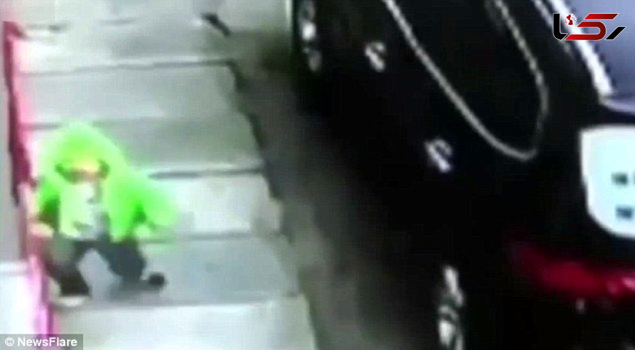 نجات معجزه‌آسای بچه چینی در سقوط از طبقه سوم ساختمان