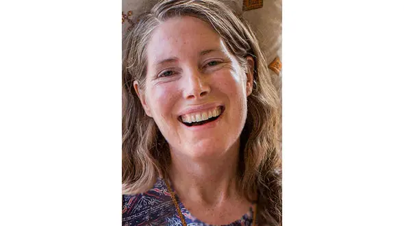 یک زن برای خودکشی اش جشن گرفت!+عکس