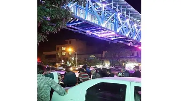 سقوط خود خواسته یک دختر جوان از پل زند شیراز + عکس