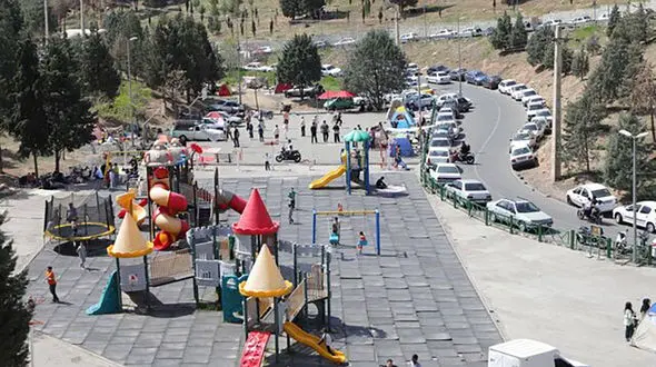 ورودی‌ های سرخه‌ حصار بسته شد/ حضور بیش از یکصد هزار نفر در این بوستان جنگلی