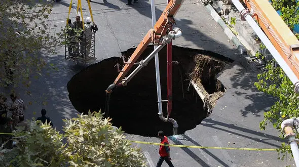 فرو نشست خانه ها! / چه کسی پاسخگوست؟