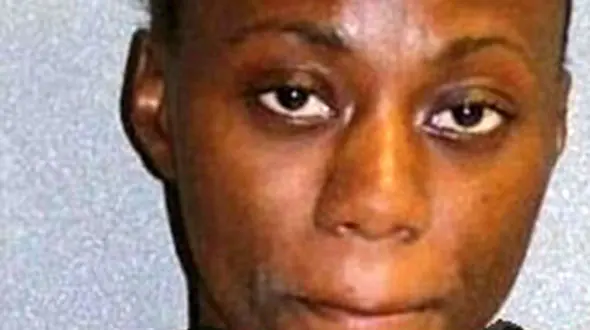 مادر دیوانه از فرزند 6 ماهه برای کتک زدن همسرش استفاده کرد+عکس