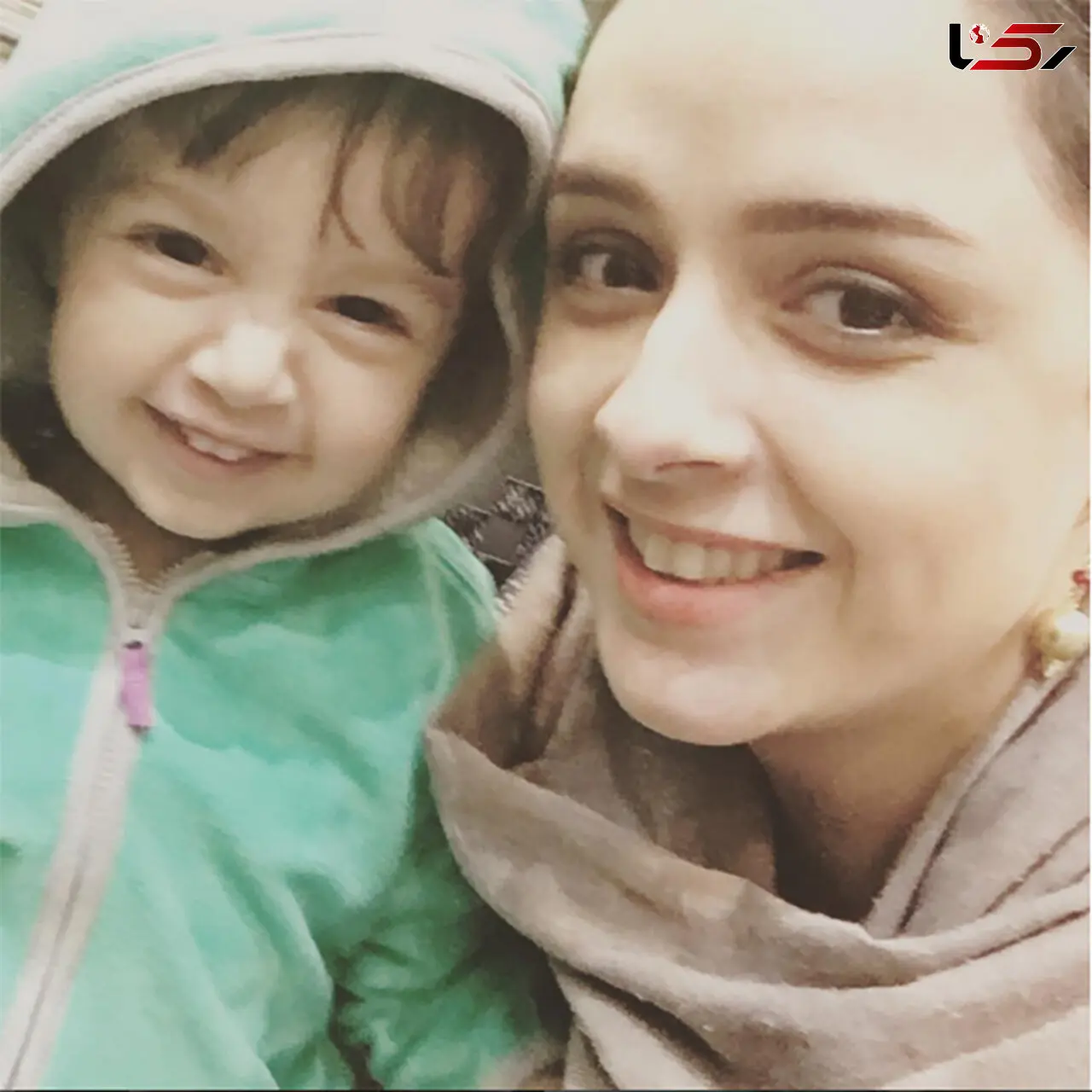 عکس ترانه علیدوستی به همراه دخترش