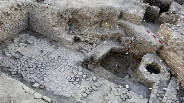 ماجرای کشف 100 سکه گمشده در دل کمرزرین / آیا تجارتخانه فراموش‌شده پیدا خواهد شد؟