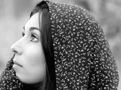 فیلم آواز باشکوه رضا صادقی با بازی جذاب پروانه معصومی ! /  بین موندن و نموندن سهم آدما زمین شد + موزیک ویدئو