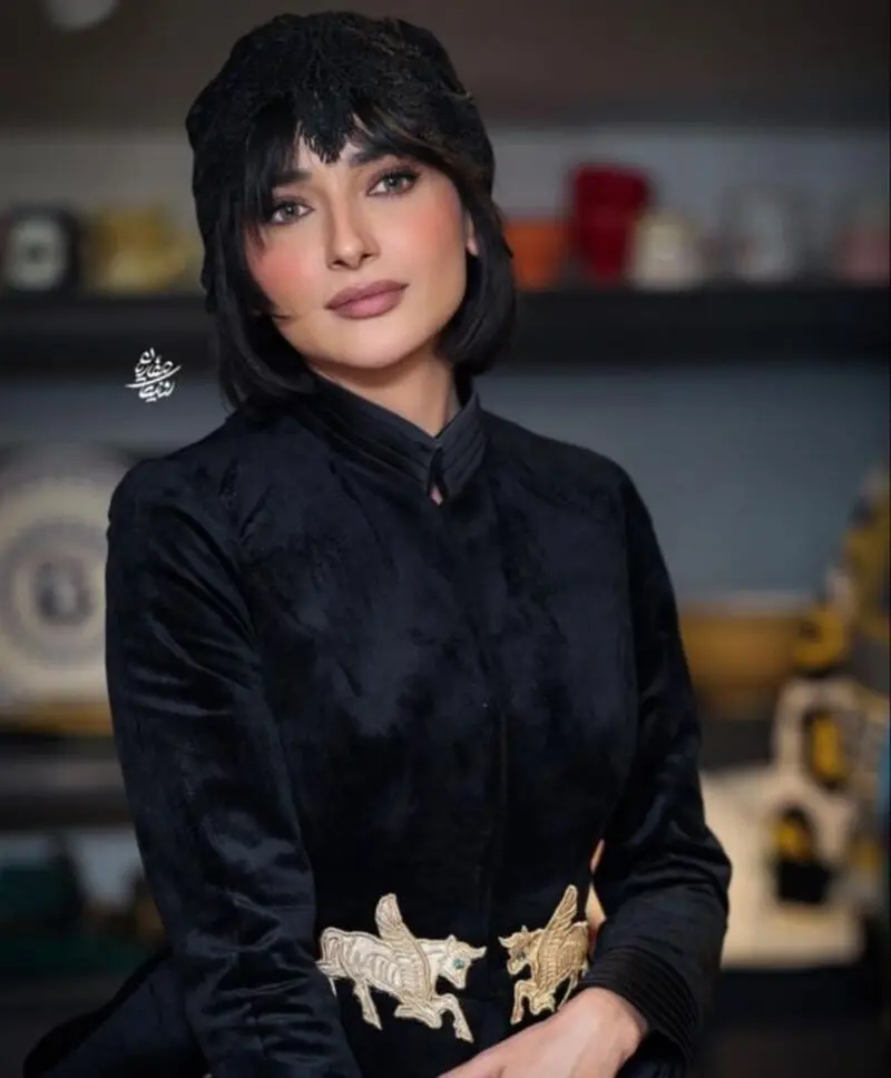 نورا محقق