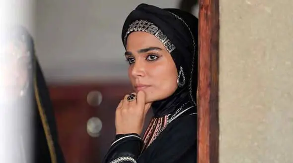 مژگان اخلاقی بازیگر سریال عشق کوفی خارج از قاب تلویزیون/ چهره واقعی او را ببینید !
