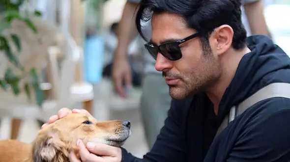  محمدرضا گلزار به سیم آخر زد ! + فیلم درباره بادیگاردهایش !