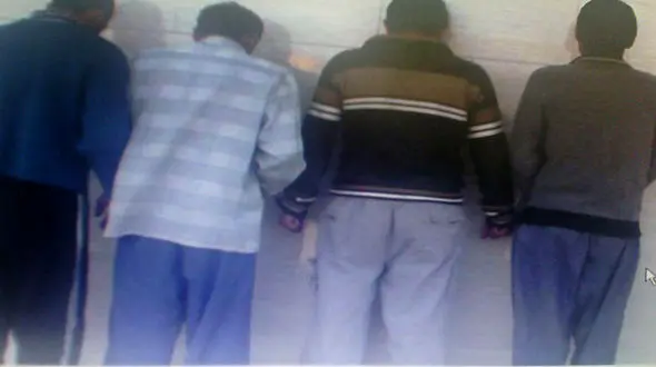 سارقان  معدن سنگ گرانیت تایباد را خالی کردند+عکس