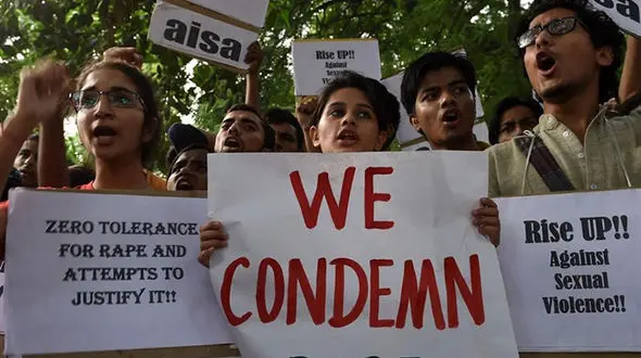 اقدام زشت کنده لات محله با دختر 14 ساله / این مرد هر وقت دلش می خواست سراغ دختر بی نوا می رفت!