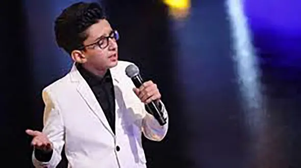 فیلم آواز باشکوه و احساسی پارسا خائف ! / آهنگ گوی سرگردان را با اجرای دلنشین بشنوید !