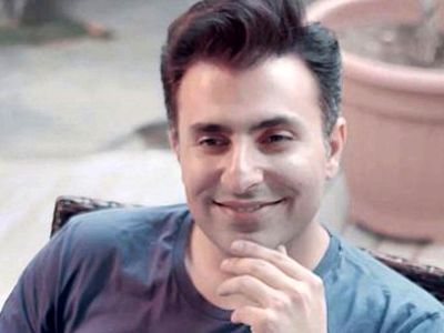 فیلم / علیرضا طلیسچی: هیچ دختری حاضر به ازدواج با من نیست ... عمرا دختری پیدا بشه شرایط منو تحمل کنه چون ... معمولا  ...