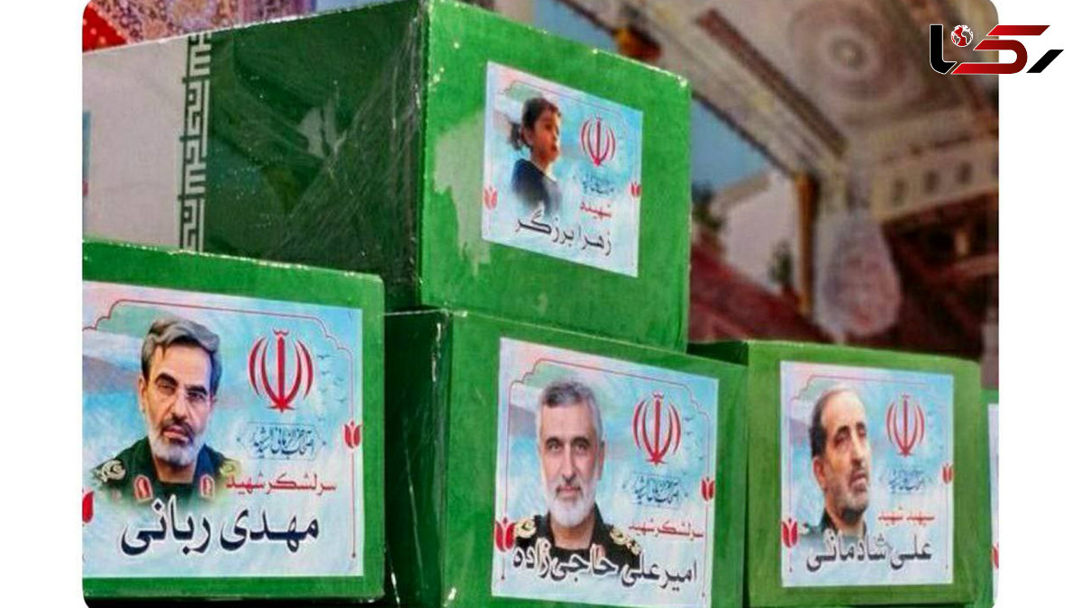پیکر دختر سه ساله شهیده بر روی دوش سه شهید امیرعلی حاجی زاده، مهدی ربانی و علی شادمانی + عکس