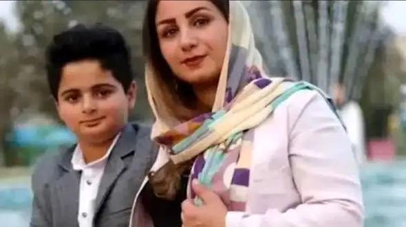 رقص جانکاه کیان پیرفلک در کنار پدر و مادرش ! / داغ این پسرک هنوز تازه است !