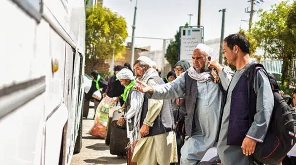 فرماندار تهران : خروج اتباع غیرمجاز به طور جدی پیگیری می شود