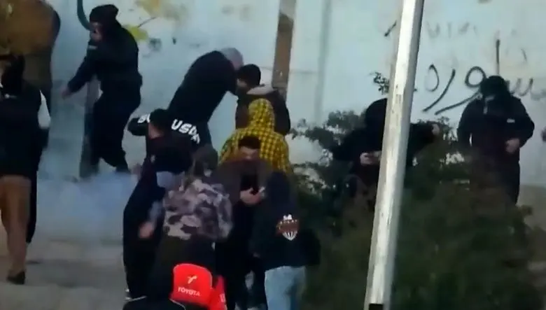 ۲۷ درصدی بازداشت‌ شدگان دی ماه زیر ۱۸ سال بودند/ آموزش و پرورش چقدر صدای دانش آموزان می شنود و مطالبه گری به آنها می آموزد؟/ معاون وزیر پاسخ داد + فیلم