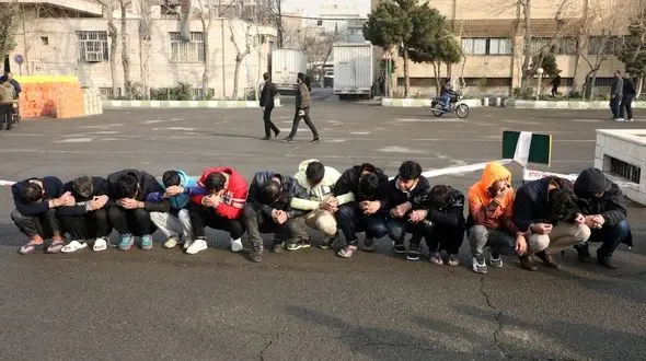 لحظه عملیات پلیس در شبیخون به ۲۹ باند وحشت آفرین تهران  + عکس و فیلم  دیدنی