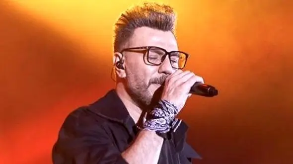 دانلود آواز باشکوه «چی مثل بارون پاییزی غم انگیزه» از گرشا رضایی/ پاییز باشه و این آهنگ رو گوش ندی؟ + متن آهنگ