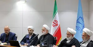 رئیس قوه قضاییه : برخی مسئولان قضائی تغییر یا جابجا می شوند / دشمن در جنگ ترکیبی به دنبال نفوذ است