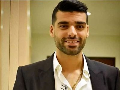 فیلم / نگاهی به چیدمان فوق لوکس خانه مهدی طارمی با سلیقه تازه عروسش در یونان .../ علاقه زن دومش به چیدمان چوبی فندقی رنگ ...