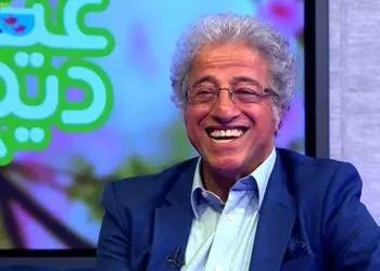 شوک به علیرضا خمسه و برادرش؛ ۳۴ سال بعد فهمیدند برادر واقعی نیستند! / برادرم هیچوقت شبیه ما نبود