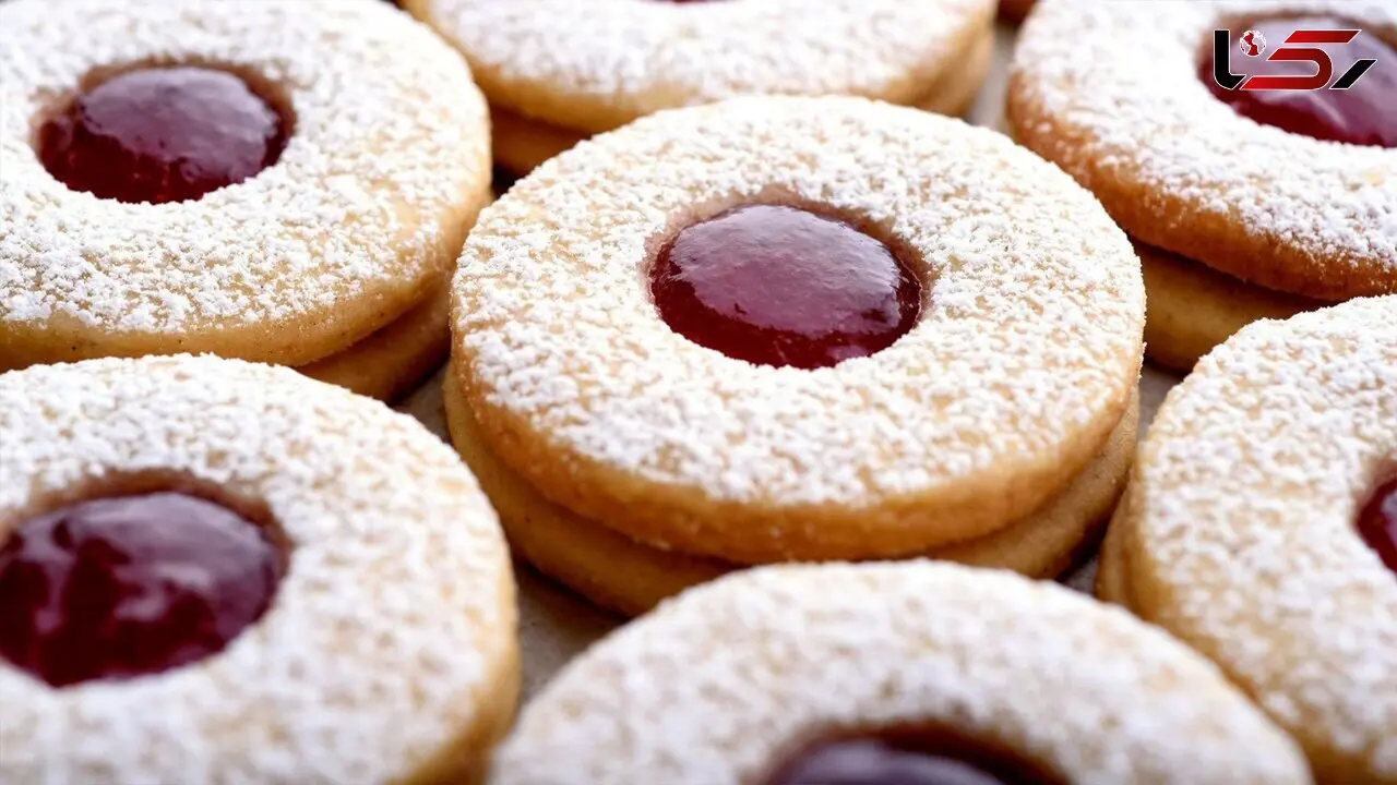 فیلم طرز تهیه شیرینی آلمانی خانگی خوشمزه و خوش‌عطر