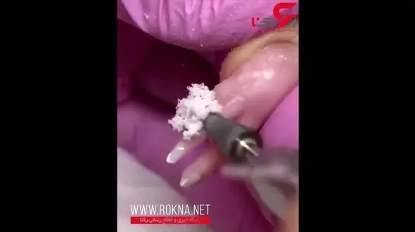 ترسناک ترین ناخن های زنانه !+ تصویر