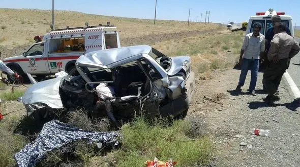 مرگ فجیع سرنشین پراید در برخورد با تانکر سوخت در خراسان رضوی + عکس 