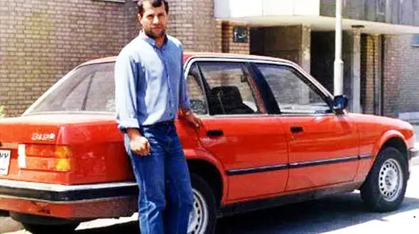 عکس خودرو BMW علی پروین در دوران جوانی 