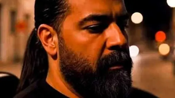 دانلود آهنگ رضا صادقی به نام دروغ قشنگ / یه چیزی بگو آروم شم یه نمه...