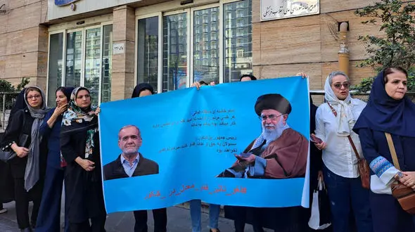 اعتراض به تأثیر قطعی سوابق تحصیلی؛ والدین خواستار لغو تصمیم شدند