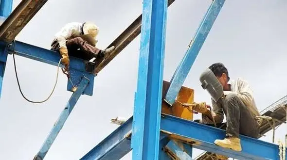 مشاغل سخت و زیان آور چیست ؟ / زمان بازنشستگی 