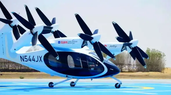 اولین پرواز تاکسی‌ هوایی در دبی؛ آینده سفرهای شهری اینجاست + فیلم