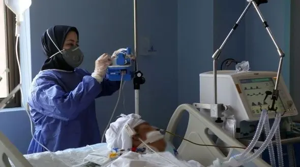 تکاندن لباس بیماران مبتلا به کرونا باعث پخش شدن ویروس می‌شود!