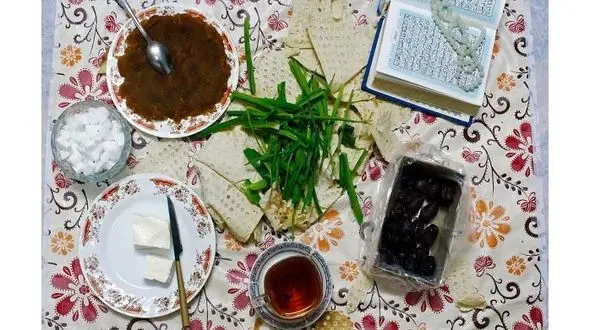 از افطار تا سحر آب بنوشید تا تشنه نشوید/ روزه گرفتن برای مبتلایان به چربی خون مفید است