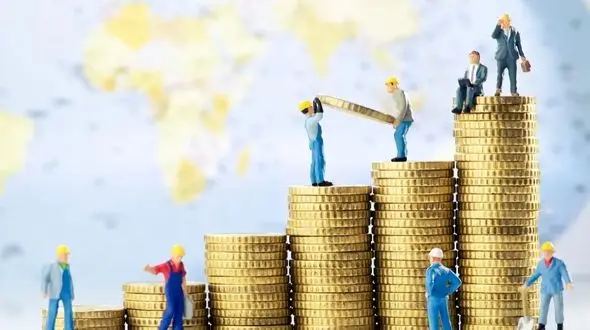 شکاف تاریخی دستمزد و معیشت؛ کارشناسان: افزایش ۱۰۰ درصدی دستمزد هم پاسخگو نیست!