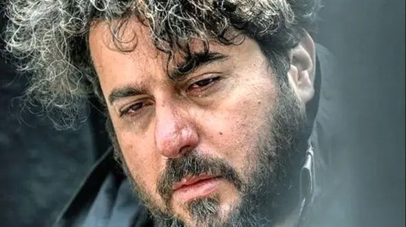 عکس های بدترین روز عمر محسن کیایی /  بهرام رادان، محمد علیزاده، علی شادمان به همراه تاج گل اعیانی فرهاد اصلانی به دیدنش رفتند