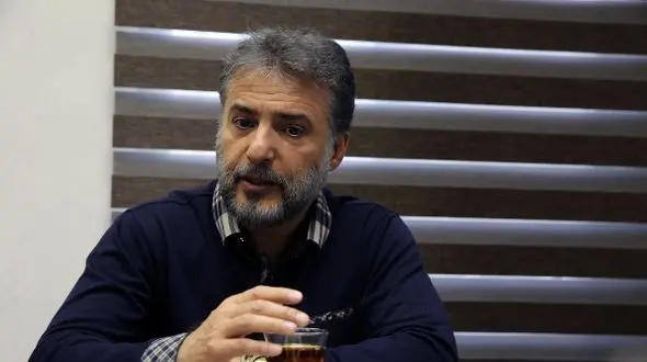 فیلم/ جواد هاشمی: چرا حق رو نمی‌بینید؛ 15 بار رفتم سیستان و بلوچستان اجازه ندادم فیلمبرداری کنند، 1 میلیارد تومان دادیم عروسک برای بچه‌ها خریدیم و ...