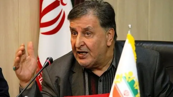 پسرعارف تابعیت دارد یا نه ، حق  با کیست؟! / قانون تابعیت همسران و فرزندان را به معنای سلب صلاحیت فردی نمی داند