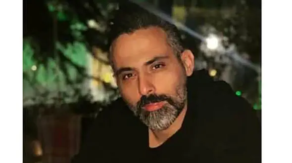 غوغای مربی عصر جدید با اهنگ ساقی بیا استاد شجریان