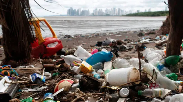 زنگ خطر اختلال های فیزیولوژیکی با گسترش میکروپلاستیک ها و پسماندهای مواد دارویی در دریاها 